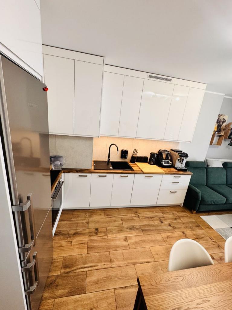 Zadbane, jak nowe, 3 pokoje, balkon, winda - zdjęcie 17