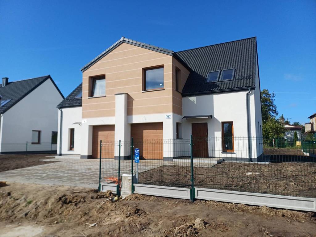Dom 117 m², Łapino Kartuskie, Krokusowa - zdjęcie 1