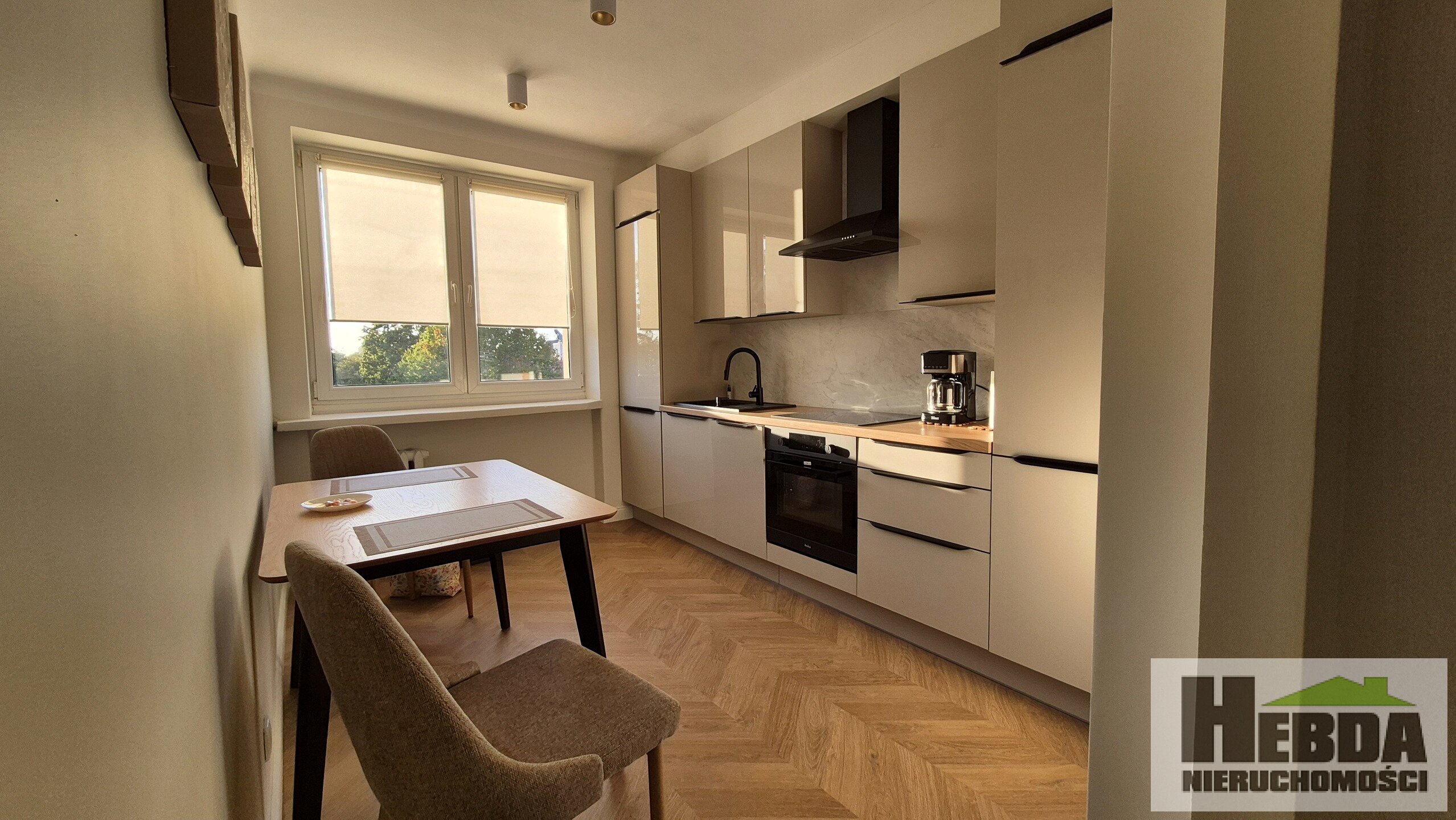 Tarnów, ul.Rogoyskiego , eleganckie 2 pokojowe za 1500 /mc - zdjęcie 5