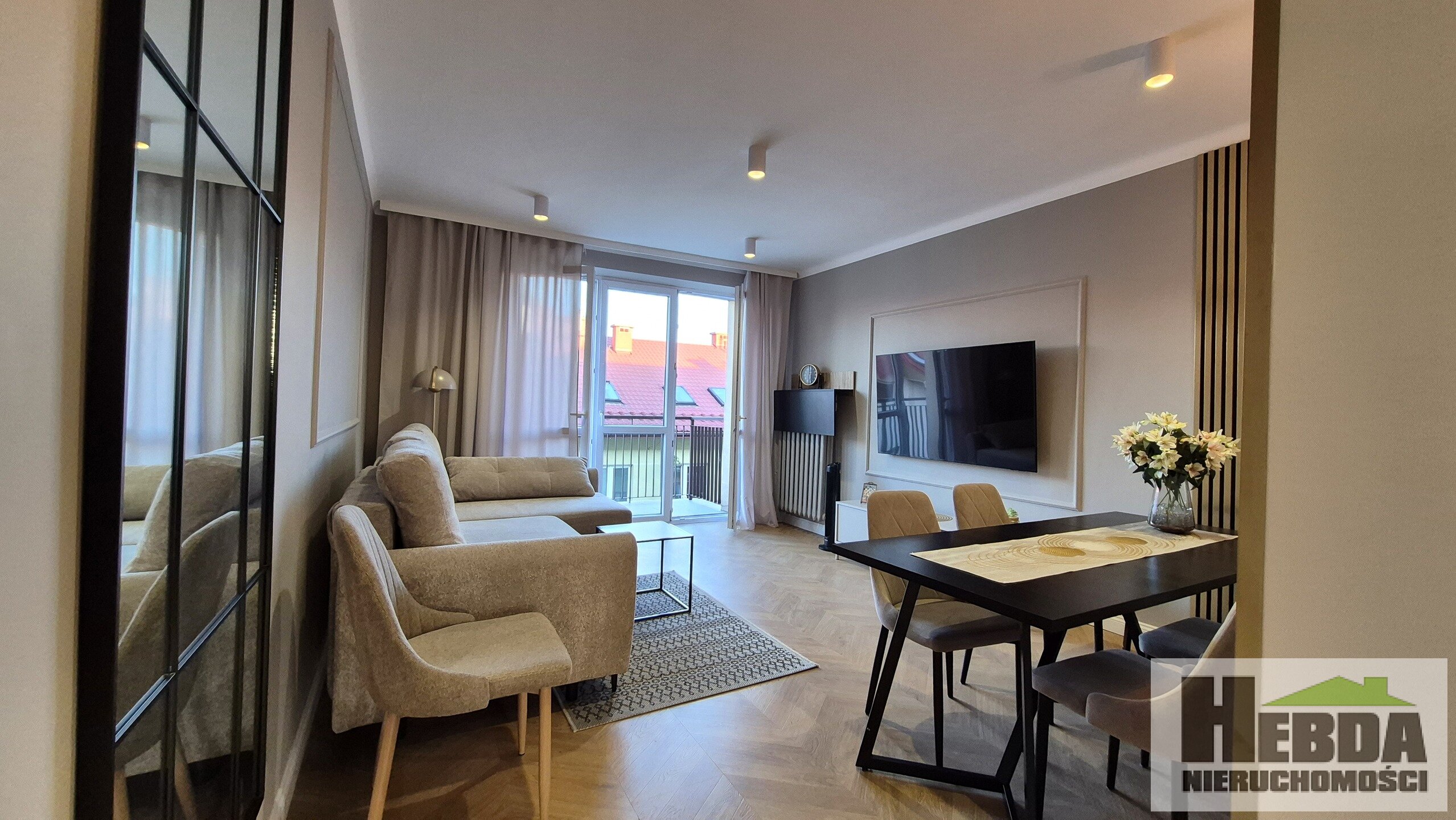 Tarnów, ul.Rogoyskiego , eleganckie 2 pokojowe za 1500 /mc - zdjęcie 2