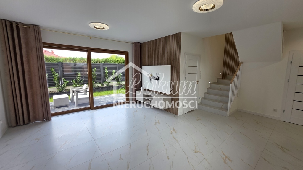Dom 92&nbsp;m², Bezrzecze - zdjęcie 1