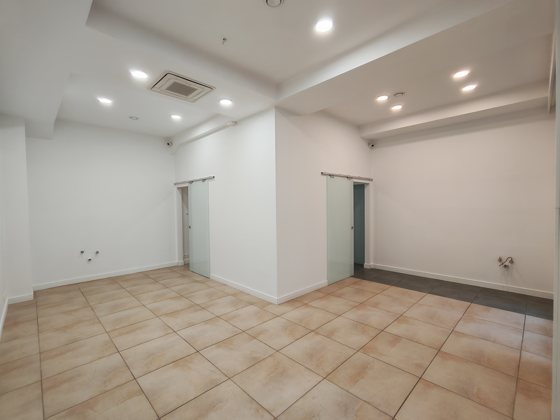 Centrum Wrocławia! Lokal 140 m² z Parkingiem | Wykończony LUX| 0% Prowizji - zdjęcie 8