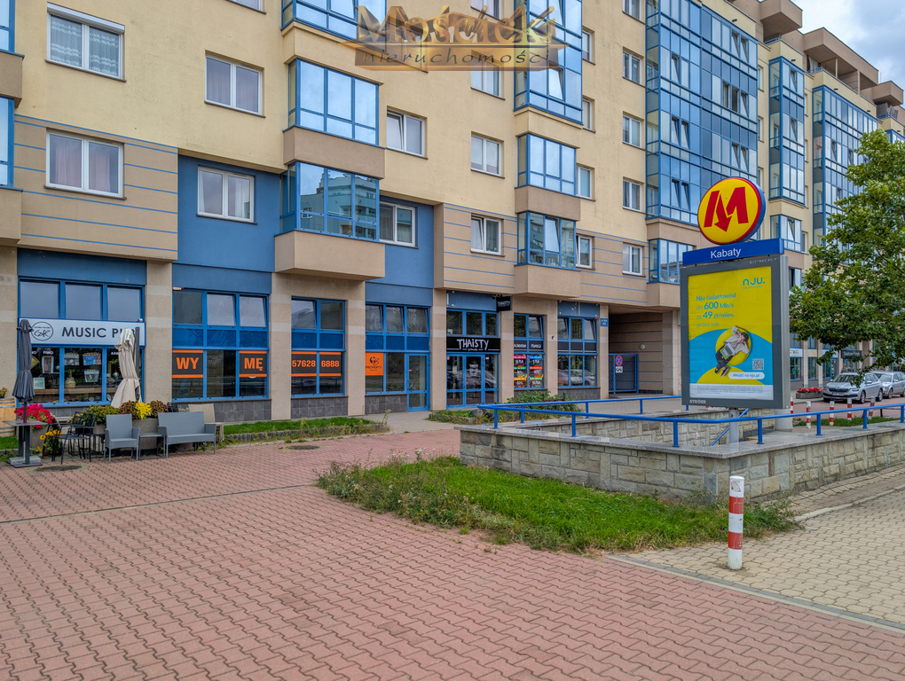 Zadbane 3 pokoje przy samej stacji Metro Kabaty - zdjęcie 19