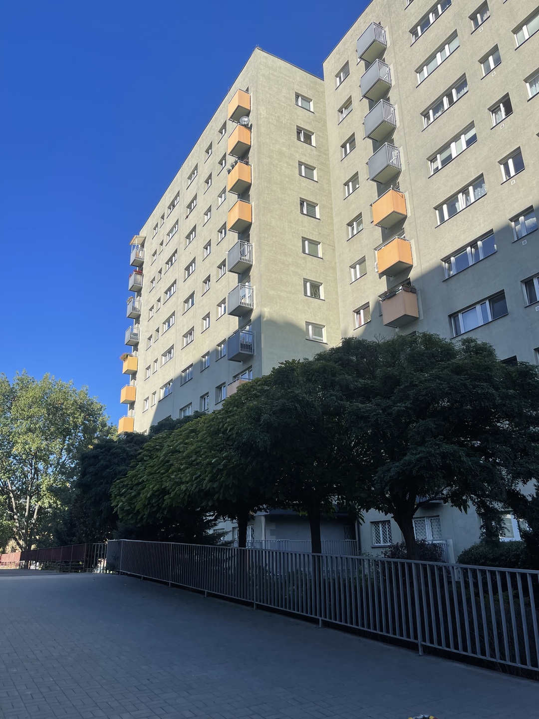 Do sprzedaży mieszkanie 3-pokojowe 57 m2, balkon, widna kuchnia, X piętro, do remontu-Warszawa-Sadyba-ul.Konstancińska - zdjęcie 8