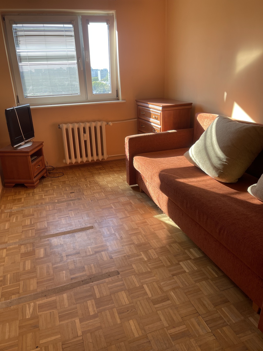 Do sprzedaży mieszkanie 3-pokojowe 57 m2, balkon, widna kuchnia, X piętro, do remontu-Warszawa-Sadyba-ul.Konstancińska - zdjęcie 5