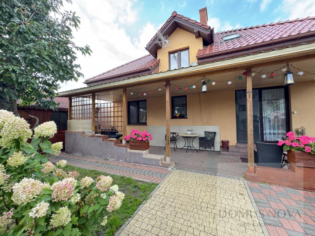 Dom 164 m², Działka 1500 m², 4 Sypialnie, Garaż - zdjęcie 1