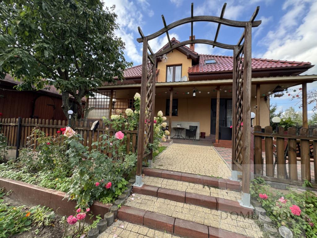 Dom 164 m², Działka 1500 m², 4 Sypialnie, Garaż - zdjęcie 5