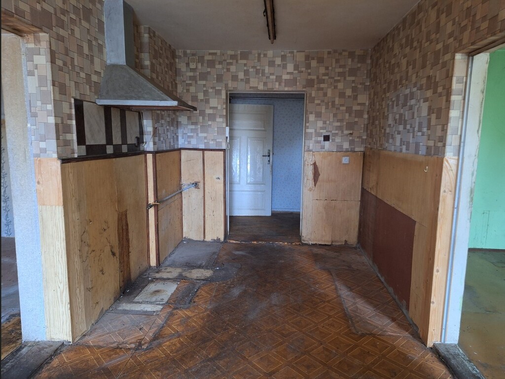 Mieszkanie 53,3 m², Lubań, Plac 3 Maja - zdjęcie 2