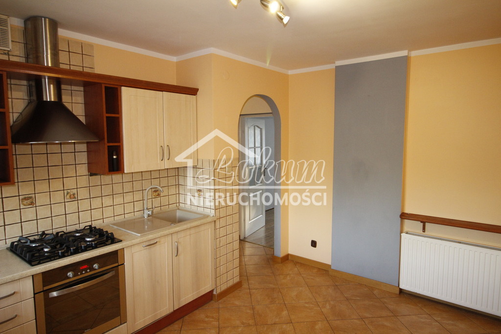 Mieszkanie 54,9&nbsp;m², Biały Bór, Dworcowa - zdjęcie 3
