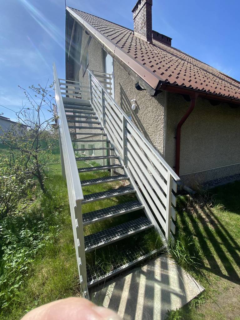 Mieszkanie 80&nbsp;m², Mosty, Szkolna - zdjęcie 1