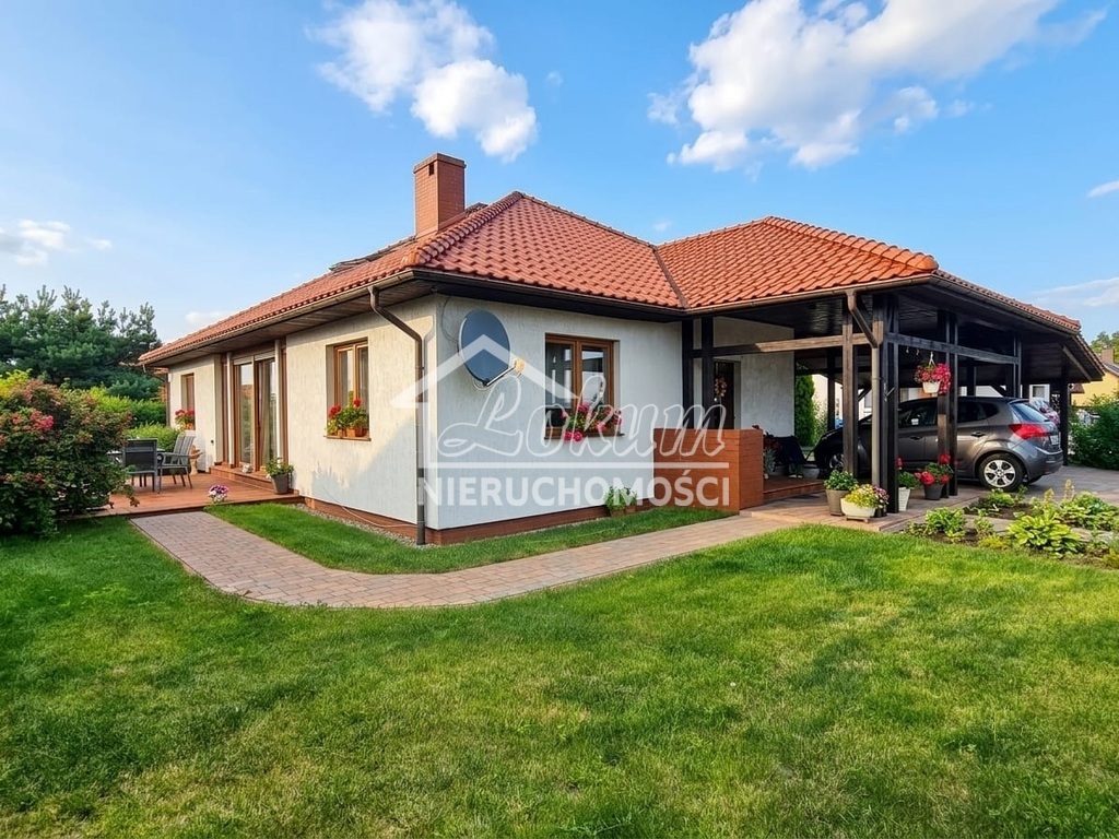 Dom 153&nbsp;m², Szczecinek - zdjęcie 1
