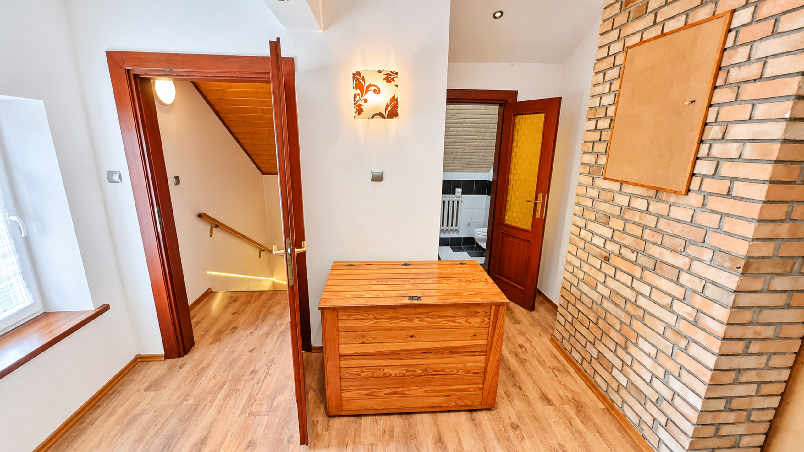 Dom wolnostojący ok. 180 m² do wynajęcia -garaż, 3 kondygnacje - zdjęcie 10