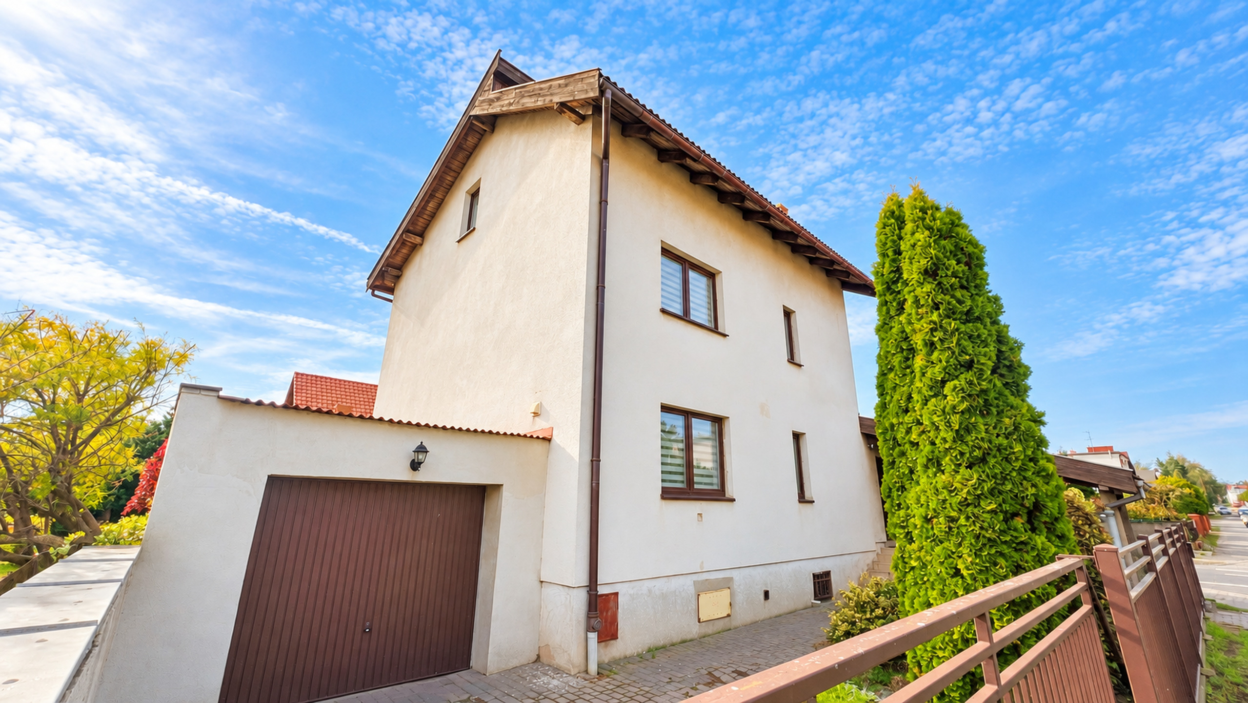 Dom wolnostojący ok. 180 m² do wynajęcia -garaż, 3 kondygnacje - zdjęcie 7