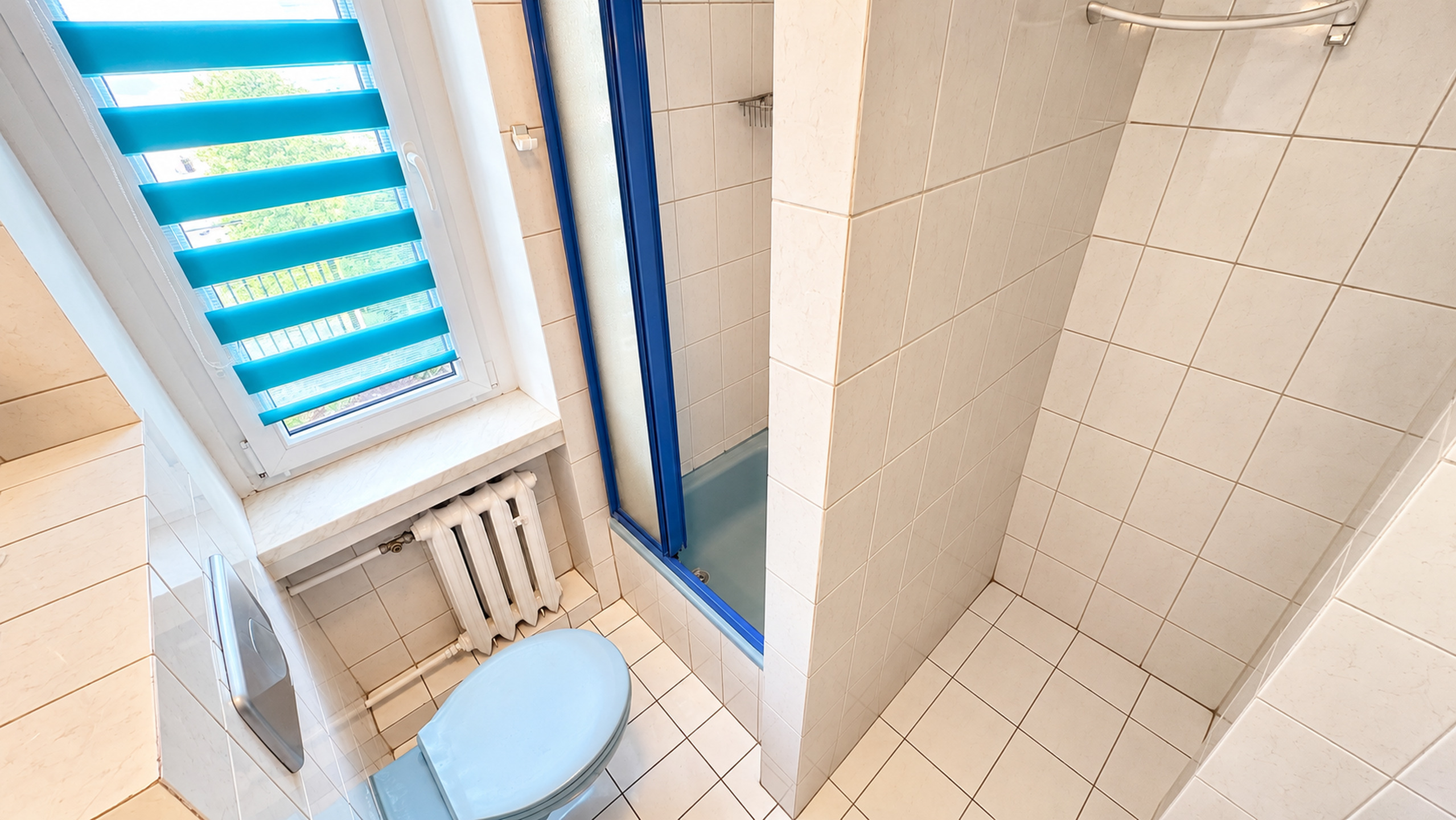 Dom wolnostojący ok. 180 m² do wynajęcia -garaż, 3 kondygnacje - zdjęcie 9