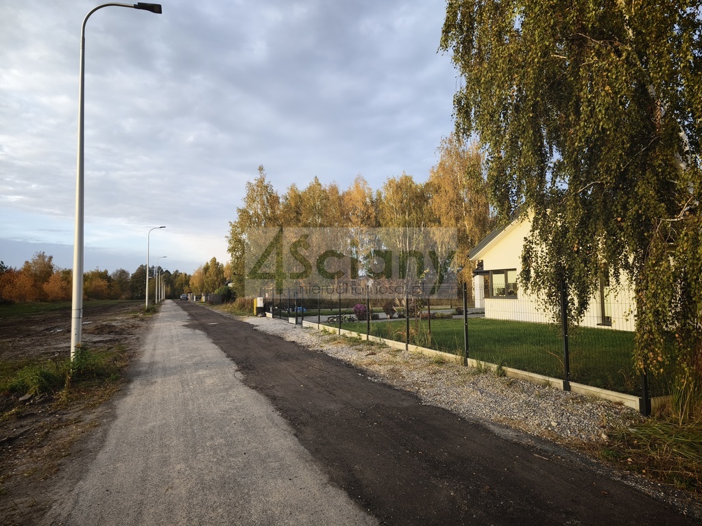 Działka budowlana 1000 m², Rusiec - zdjęcie 2