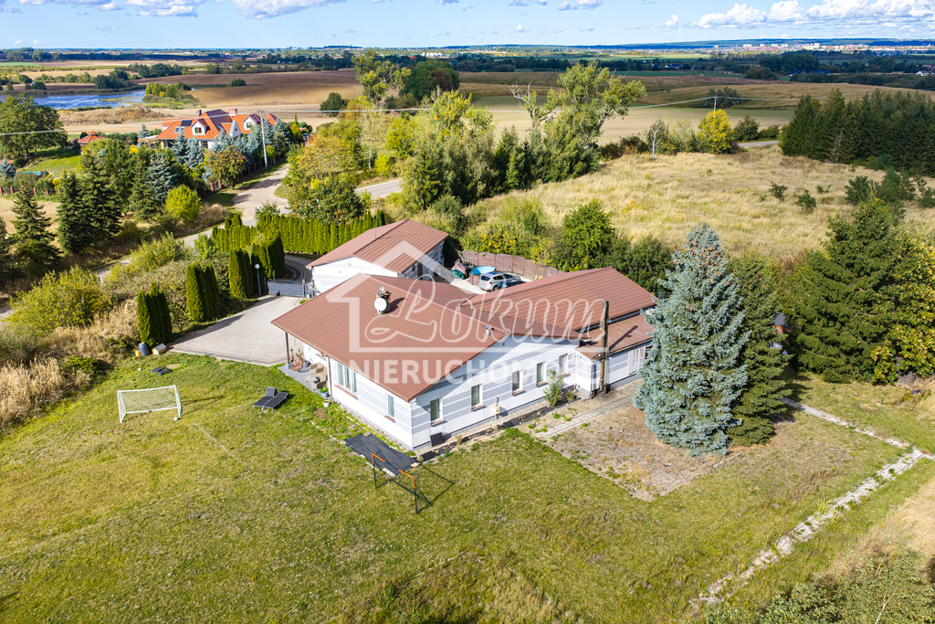 Dom 250&nbsp;m², Karwowo - zdjęcie 1
