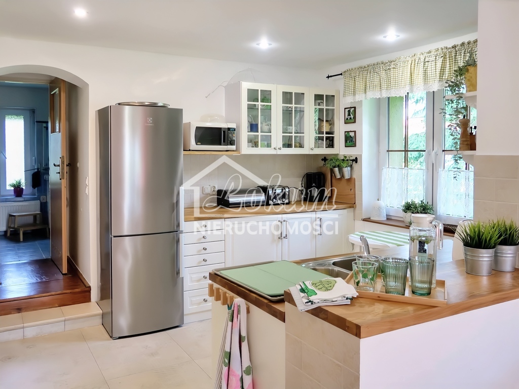 Lokal biurowy na sprzedaż, 146&nbsp;m², Kusin - zdjęcie 5