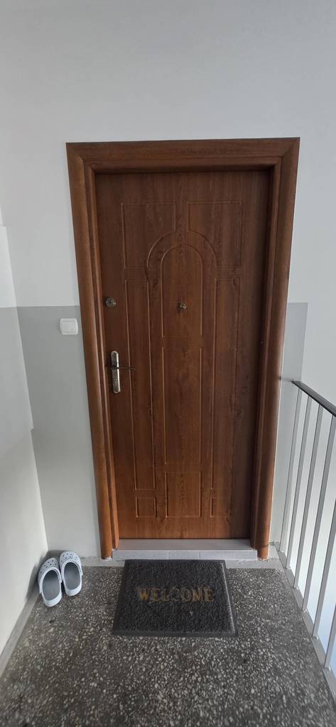Mieszkanie 81 m², Domaników - zdjęcie 2