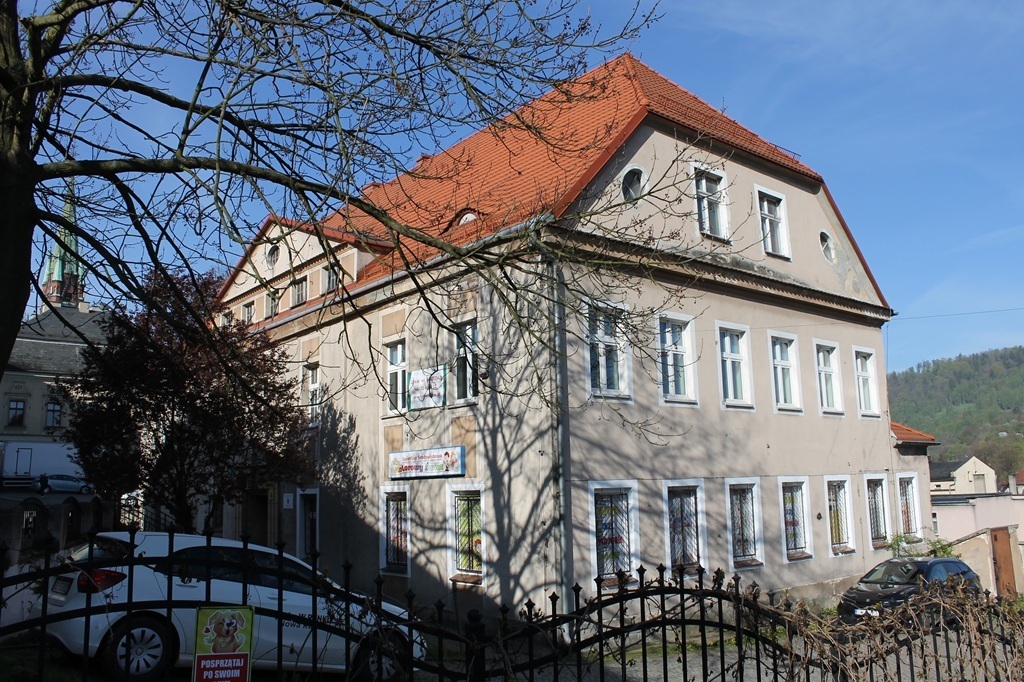 Lokal usługowy na sprzedaż, 155,3&nbsp;m², Nowa Ruda, marsz. Józefa Piłsudskiego - zdjęcie 2