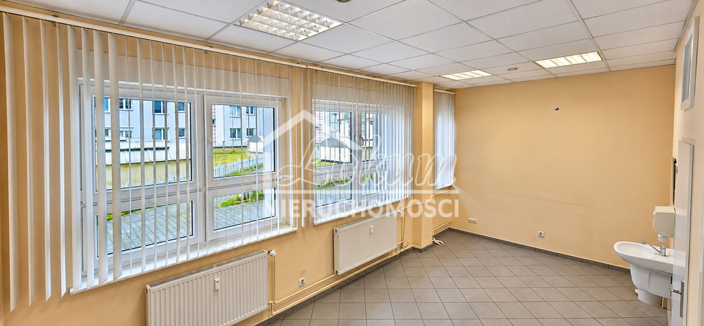 Lokal usługowy na sprzedaż, 42,3&nbsp;m², Stargard, Wojska Polskiego - zdjęcie 1