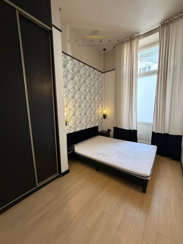 3 pokojowy apartament w stylowej kamienicy Centrum - zdjęcie 10