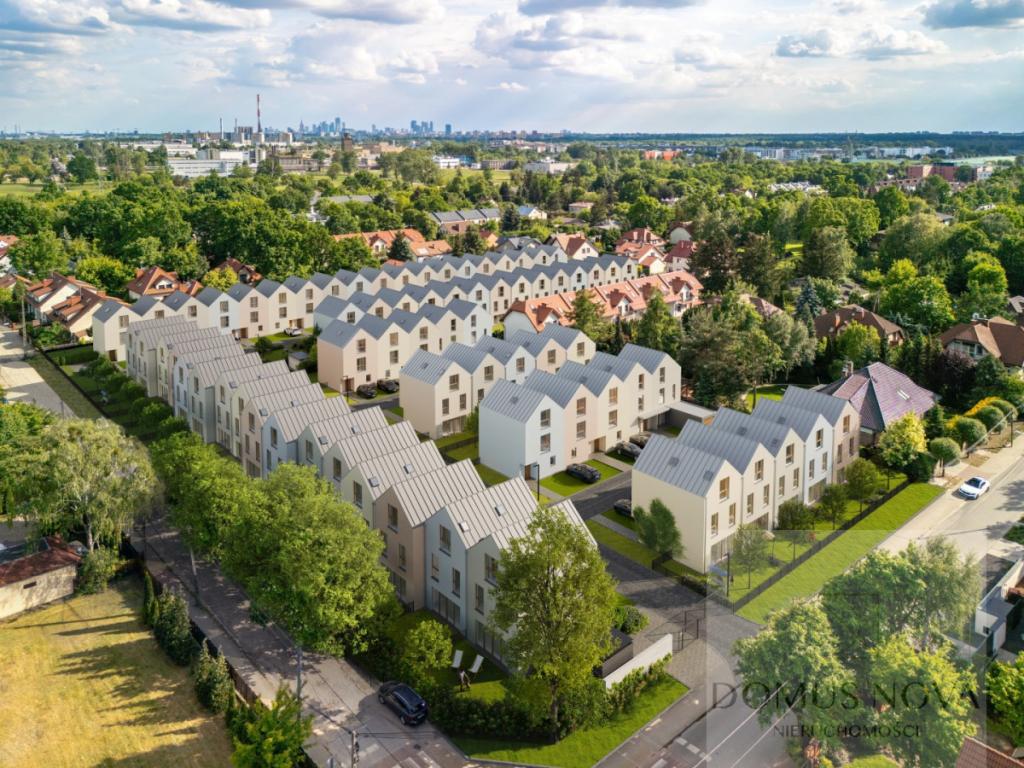 Nowy dom z ogródkiem i 2 miejscami postojowymi - zdjęcie 14