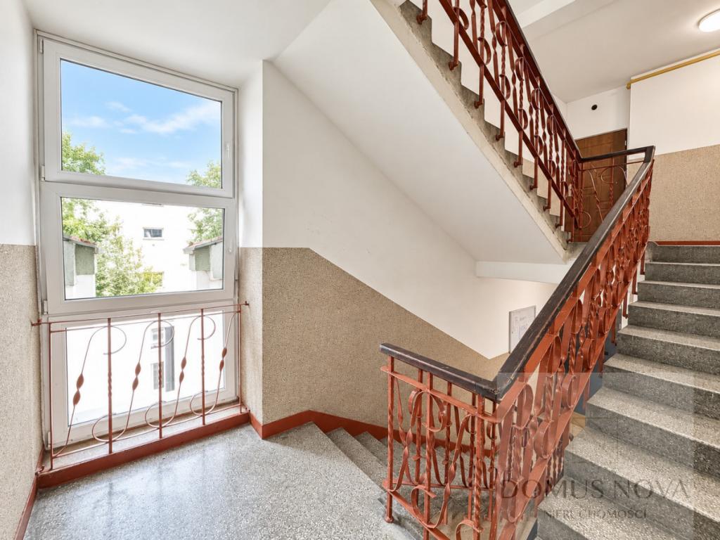2 pokoje po kapitalnym remoncie, h=2,8m - zdjęcie 8