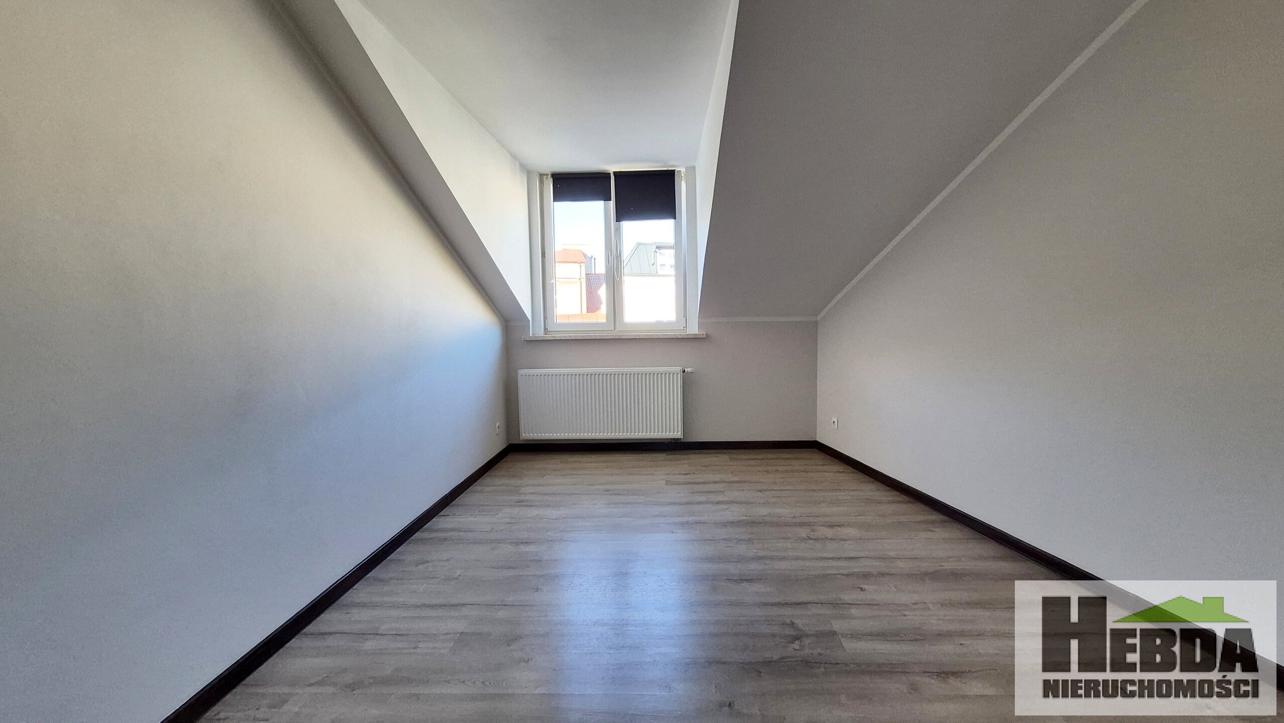 Tarnów, ul. Bernardyńska, poddasze, 3 pokojowe w odrestaurowanej kamienicy - zdjęcie 4
