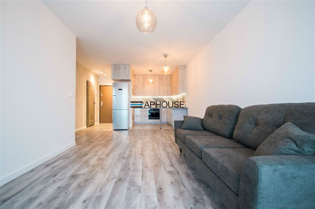 Mieszkanie 50 m², Kraków, Cystersów - zdjęcie 1